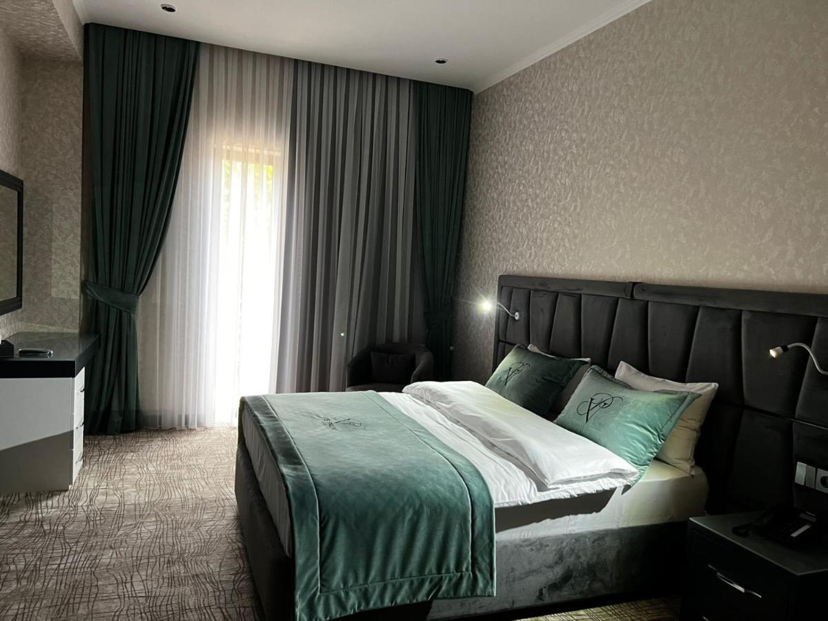 Vis Palm Hotel Gandża Zewnętrze zdjęcie